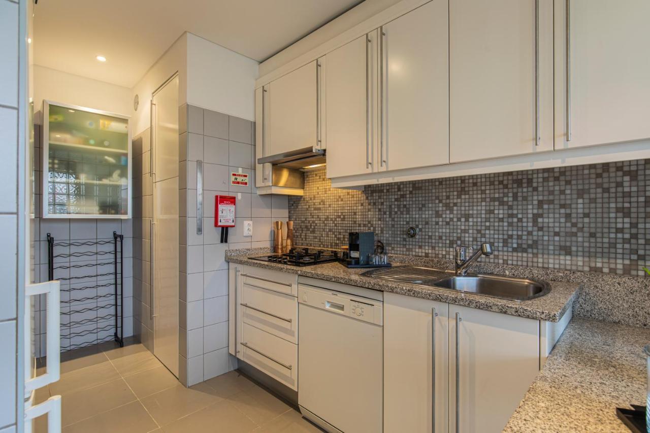 River View Apartment By Lisbon Heart ภายนอก รูปภาพ
