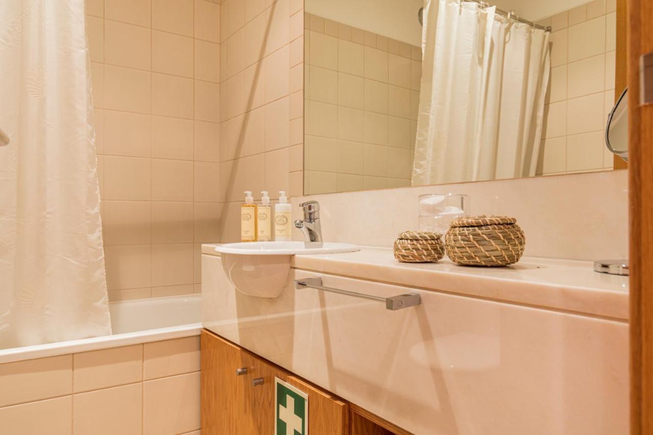 River View Apartment By Lisbon Heart ภายนอก รูปภาพ