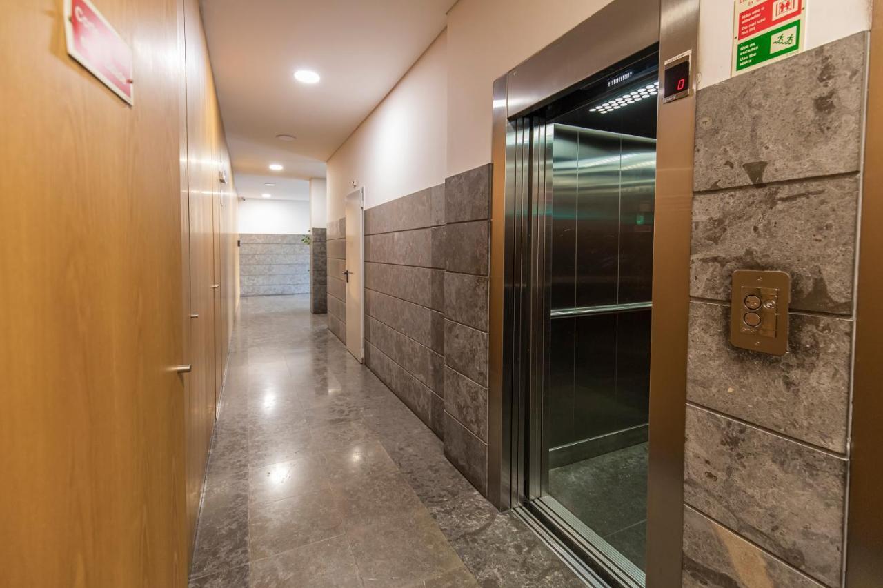 River View Apartment By Lisbon Heart ภายนอก รูปภาพ